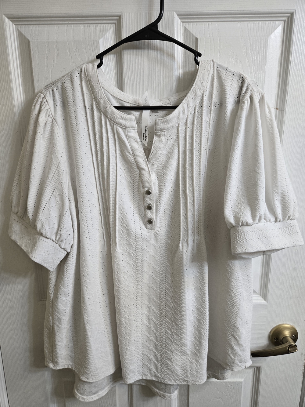 NY Collection White Eyelet Puff-Sleeve Henley Top